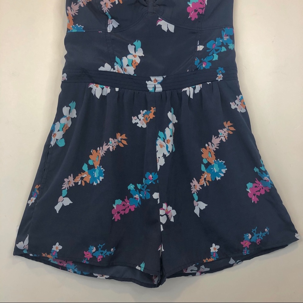 AMERICAN EAGLE 🦅 sz. 6 navy floral romper - Picture 3 of 7